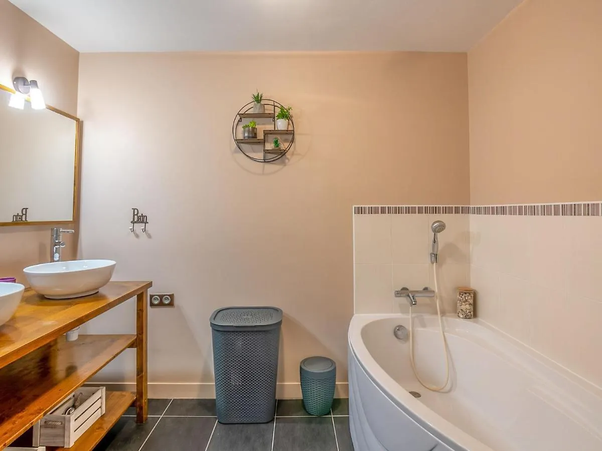 Apartment Les Grands Jardins By Interhome Saint-Malo